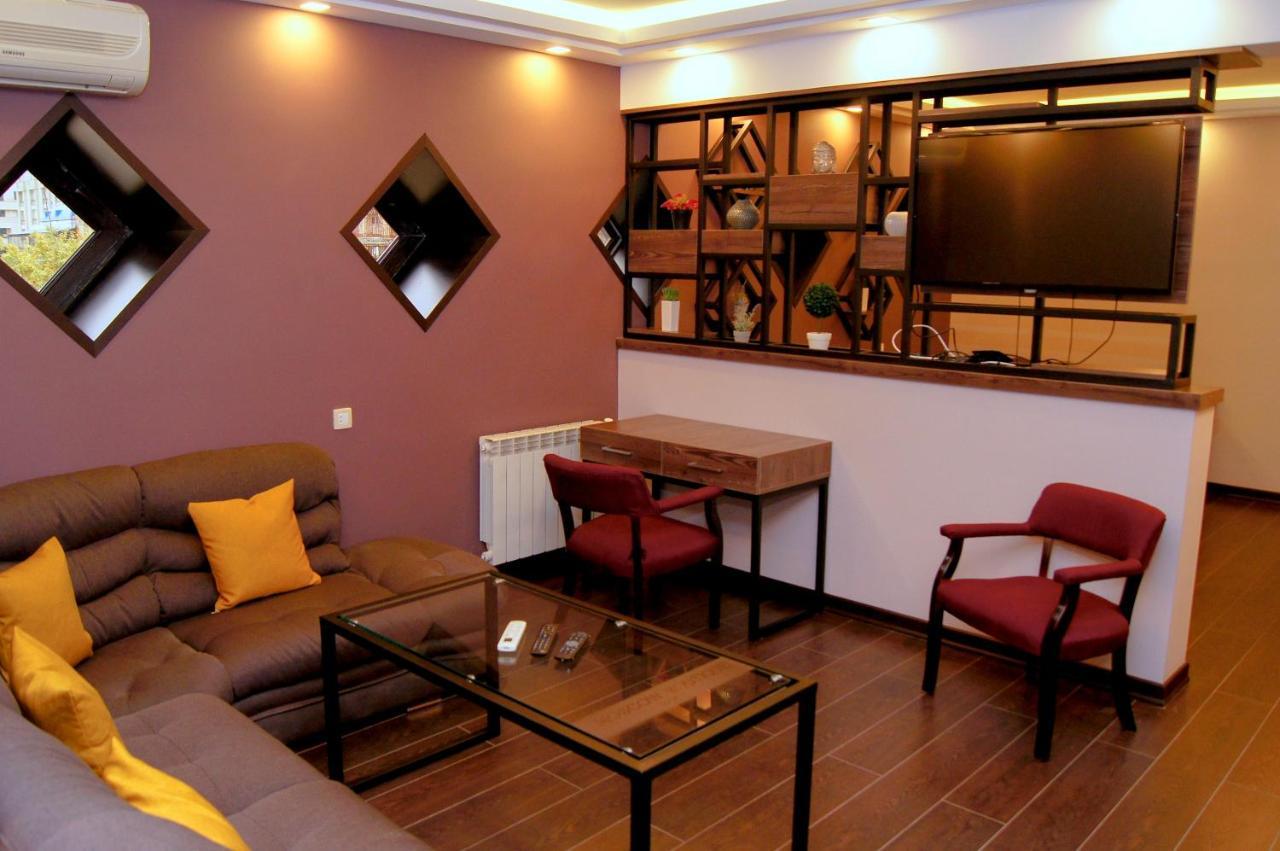 Moscow Boutique Hotel Γιερεβάν Εξωτερικό φωτογραφία